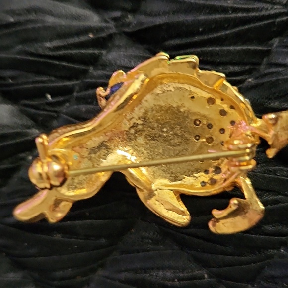 Cute Vintage penguin with red poinsettia. Rhinestones. - Picture 2 of 11